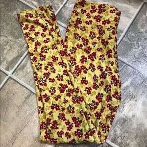 LuLaRoe OS leggings